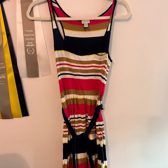 Flowy Dynamite Dress - Picture 1 of 2